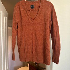 GAP Dusty Orange Lightweight Knit Sweater - Cozy Fall Fashion size M